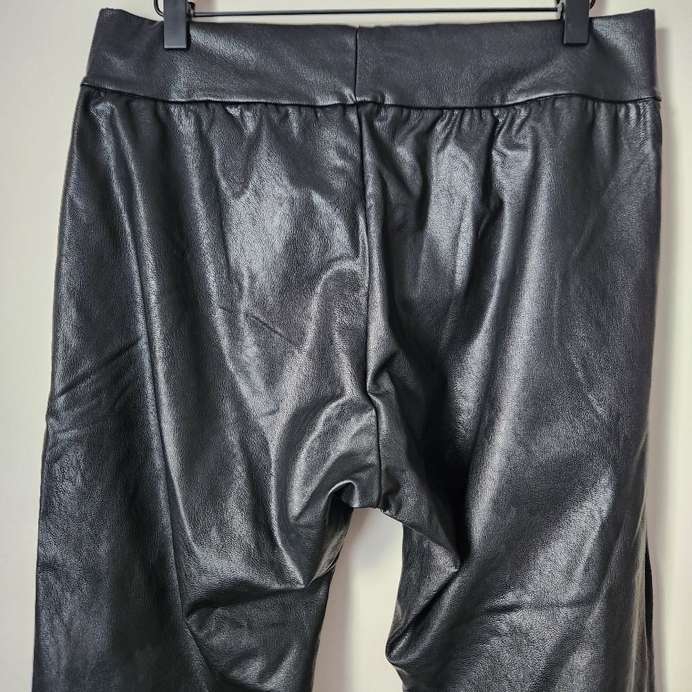 NWT Commando | Faux Leather Pull On Joggers - Size L - Picture 7 of 11